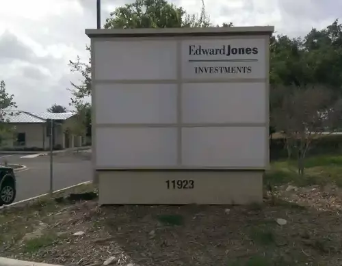 Monument Signs 12
