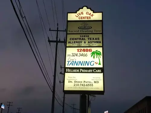 Pylon Signs 07